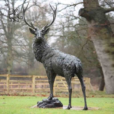 Bronze Large Moose Statue Garden Metal Animal Wild Deer Elk Sculpture Outdoor Decoration Custom