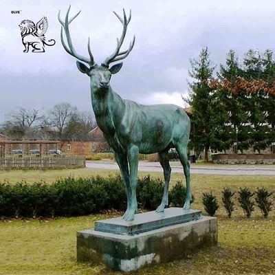 Bronze Large Moose Statue Garden Metal Animal Wild Deer Elk Sculpture Outdoor Decoration Custom