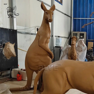 Bronze Kangaroo Sculptures Garden Casting Metal Animal Garden Statue Molds Life Size Australia Outdoor Large