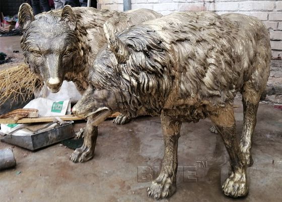 Wolf Bronze Statues Life Size Animal Sculpture Garden Decoration